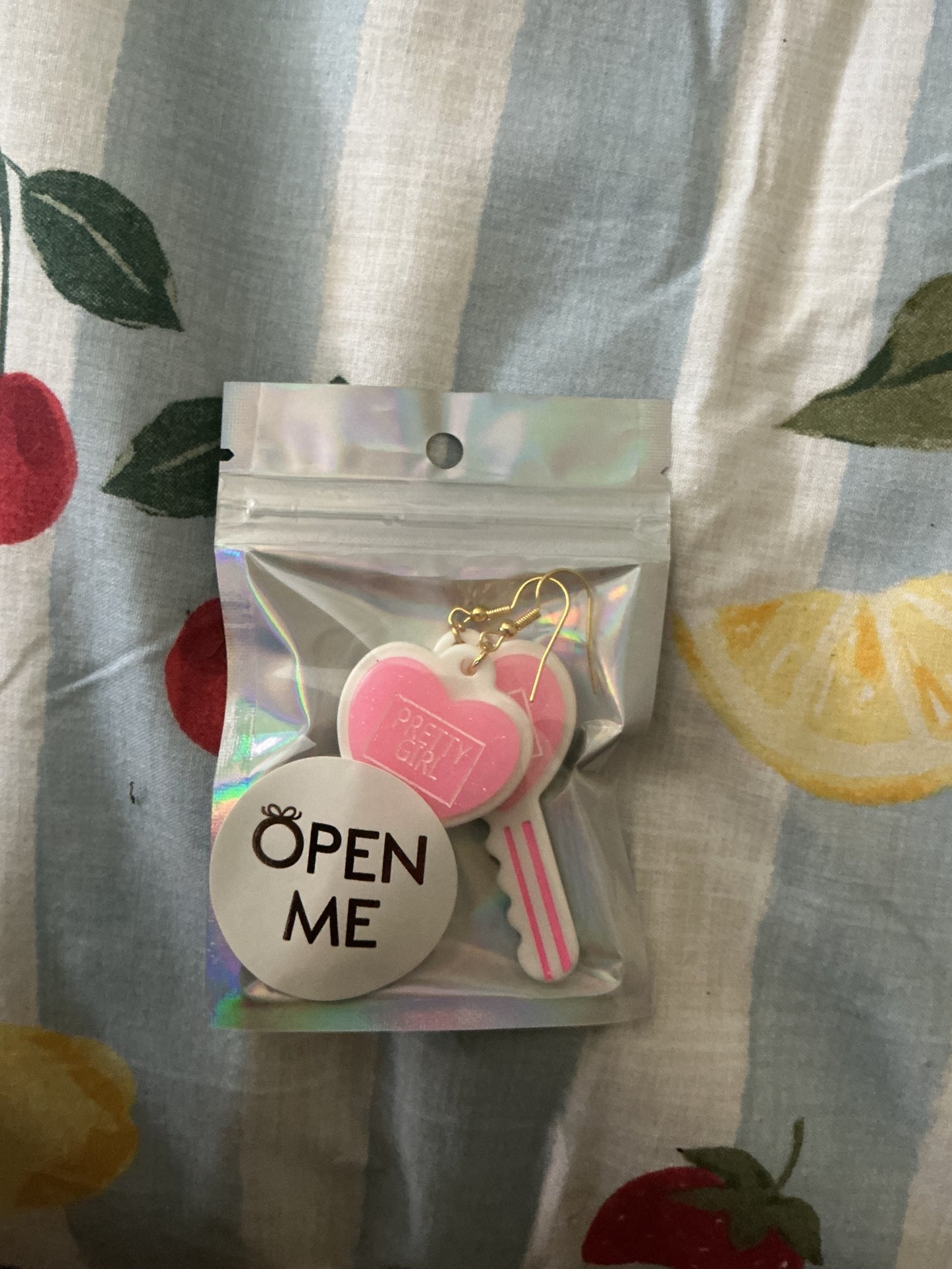 💚 Pretty Girl Heart Key Earrings ❤️