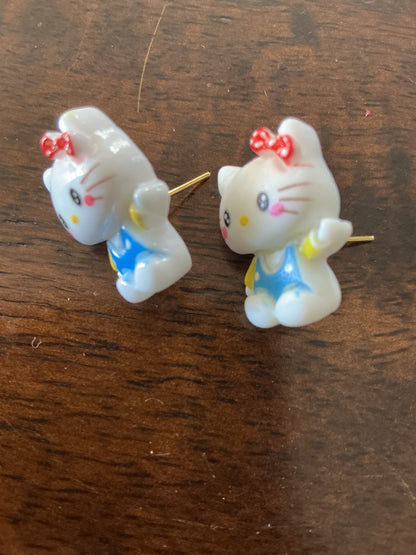 Hello Kitty Studs