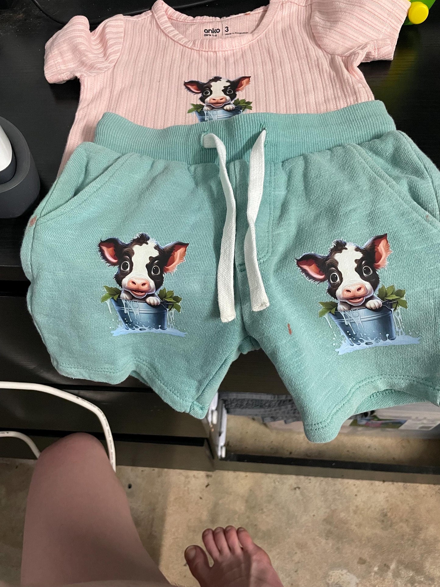 Toddler Girl’s 2-Piece Outfit – Cow Print Set (bodysuit & Shorts)